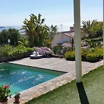 D'hotes La Bigarade Bed & Breakfast 3*