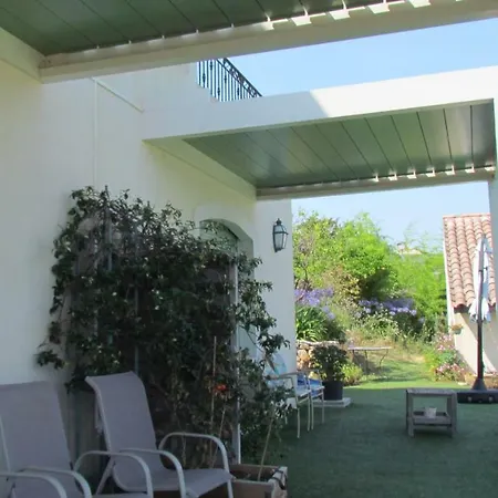 Bed and Breakfast D'hotes La Bigarade 3*