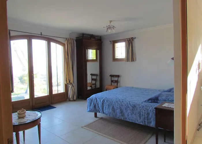D'hotes La Bigarade Bed and Breakfast Golfe-Juan