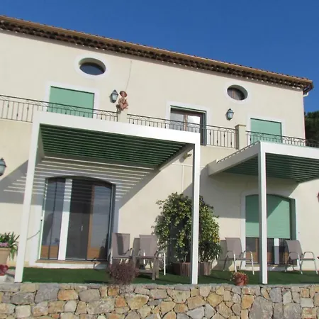 D'hotes La Bigarade Bed & Breakfast